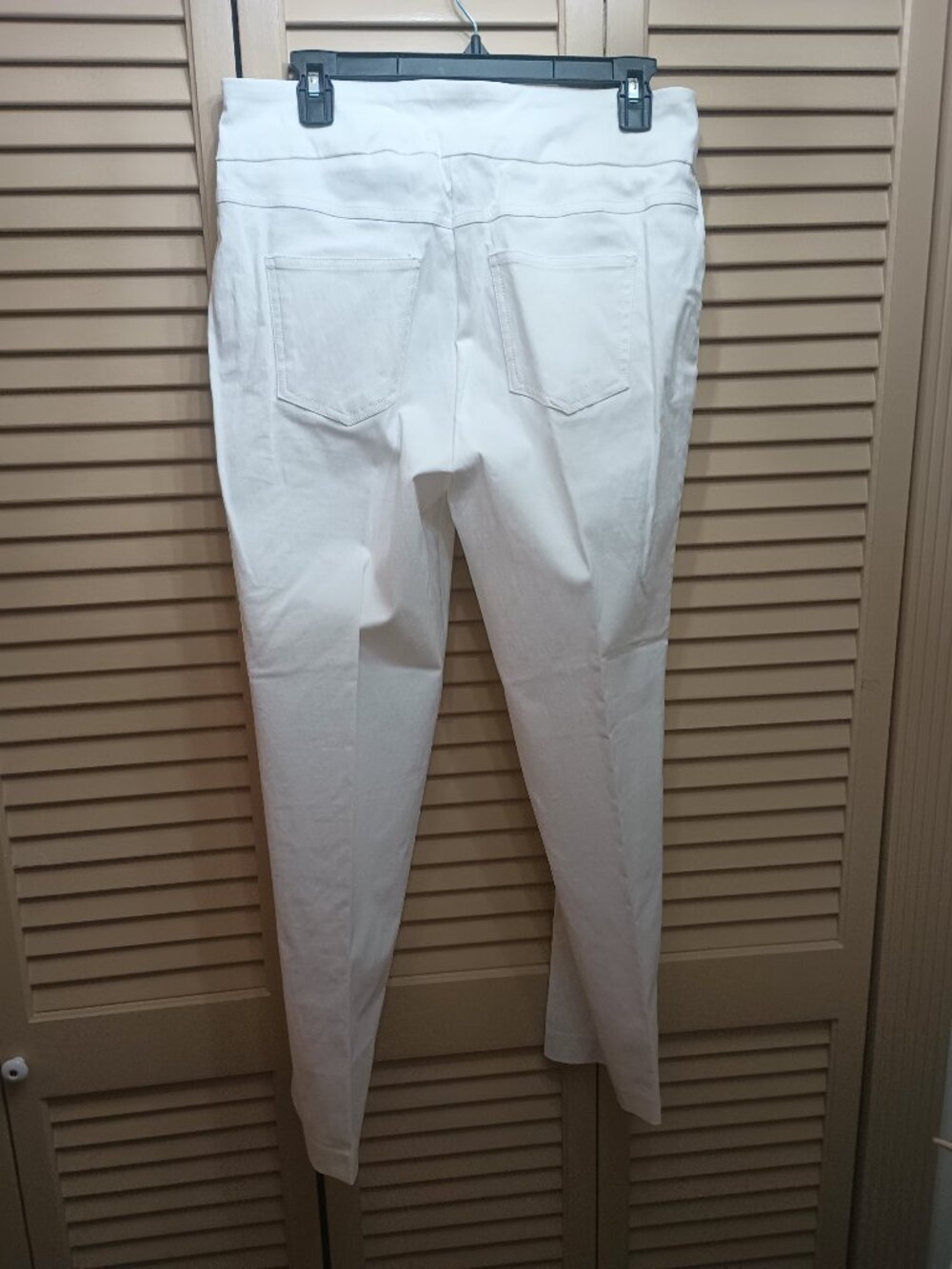 Ruby Rd White Jeans. Sz 10 - Picture 2 of 3